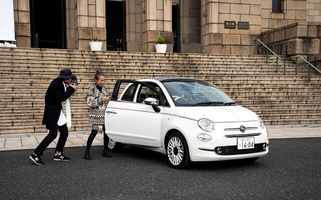 スタイリスト長澤実香とマガジニスト北原徹が語る、現代に蘇った“甘い生活” FIAT 500チンクエチェント ドルチェヴィータの魅力|FIAT スタイリスト長澤実香とマガジニスト北原徹が語る、現代に蘇った“甘い生活” FIAT 500チンクエチェント ドルチェヴィータの魅力|FIAT