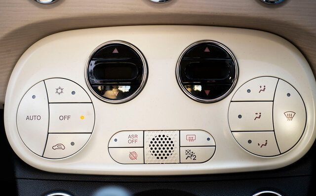 スタイリスト長澤実香とマガジニスト北原徹が語る、現代に蘇った“甘い生活” FIAT 500チンクエチェント ドルチェヴィータの魅力|FIAT スタイリスト長澤実香とマガジニスト北原徹が語る、現代に蘇った“甘い生活” FIAT 500チンクエチェント ドルチェヴィータの魅力|FIAT