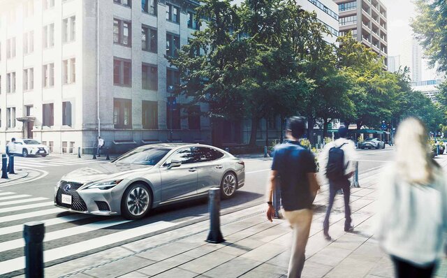 レクサスのフラッグシップモデル、LSがマイナーチェンジ|LEXUS レクサスのフラッグシップモデル、LSがマイナーチェンジ|LEXUS