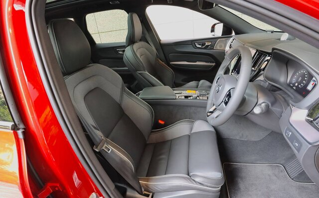 “電動化”されたボルボXC60 B6 Rデザインに試乗|VOLVO “電動化”されたボルボXC60 B6 Rデザインに試乗|VOLVO