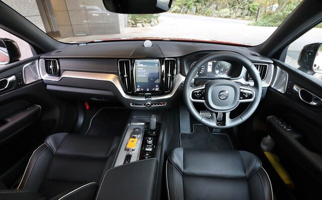 “電動化”されたボルボXC60 B6 Rデザインに試乗|VOLVO “電動化”されたボルボXC60 B6 Rデザインに試乗|VOLVO