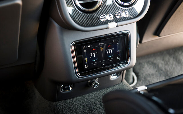 ベンテイガのトップモデル「スピード」が2021年春に日本上陸｜Bentley