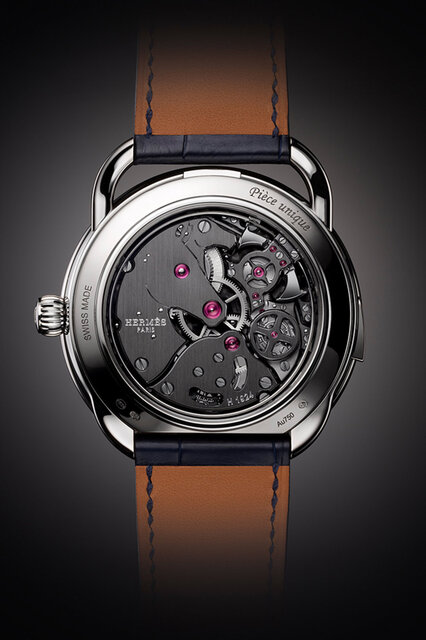 緻密な美を備えた「《アルソー リフト》トゥールビヨン・ミニッツリピーター」|HERMÈS 緻密な美を備えた「《アルソー リフト》トゥールビヨン・ミニッツリピーター」|HERMÈS