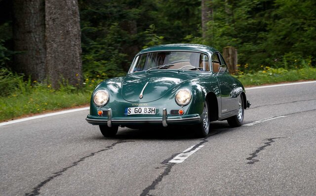 タイカンを“体感”できるポップアップストアが原宿に期間限定でオープン|Porsche タイカンを“体感”できるポップアップストアが原宿に期間限定でオープン|Porsche