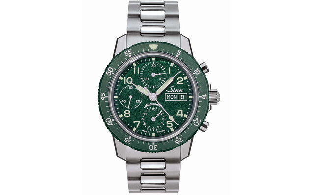 世界限定500本。メタリックグリーンのダイアルを搭載したクロノグラフ「103.SA.G」｜Sinn