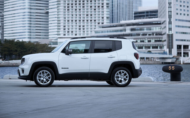 ジープ電動化の嚆矢たるレネゲード 4×e に試乗｜Jeep®