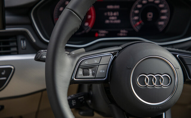 ビッグマイナーチェンジを受けた新型アウディA4に試乗｜Audi