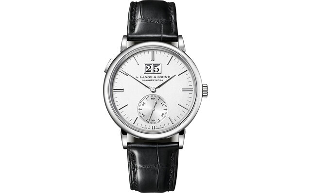 洗練された新作シルバーダイアルのサクソニア・アウトサイズデイト｜A. LANGE & SÖHNE