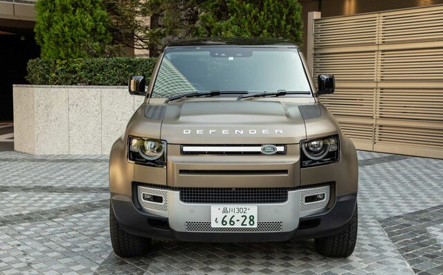 外観のイメージとはかけ離れたスポーティな感覚のドライブが楽しめる──新型ディフェンダーに試乗｜Land Rover