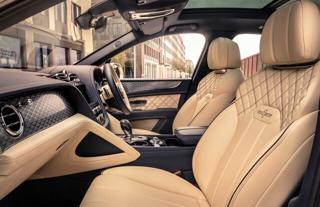 ベントレー、ベンテイガのPHEVモデルを発表|Bentley ベントレー、ベンテイガのPHEVモデルを発表|Bentley