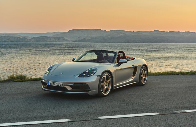 ポルシェ ボクスター誕生25周年を記念した、全世界1250台のみの限定車が登場|Porsche ポルシェ ボクスター誕生25周年を記念した、全世界1250台のみの限定車が登場|Porsche
