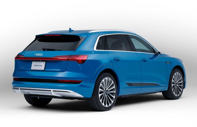 アウディの電気自動車e-tronシリーズにバッテリー容量71kWhの「50」が追加|Audi アウディの電気自動車e-tronシリーズにバッテリー容量71kWhの「50」が追加|Audi