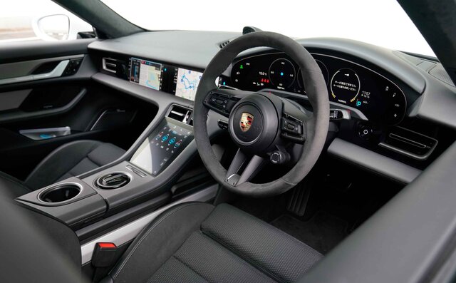自動車好きにとっても楽しめるBEV──ポルシェ タイカン4Sに試乗|Porsche 自動車好きにとっても楽しめるBEV──ポルシェ タイカン4Sに試乗|Porsche
