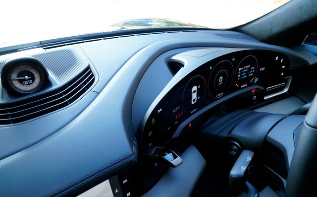 自動車好きにとっても楽しめるBEV──ポルシェ タイカン4Sに試乗|Porsche 自動車好きにとっても楽しめるBEV──ポルシェ タイカン4Sに試乗|Porsche