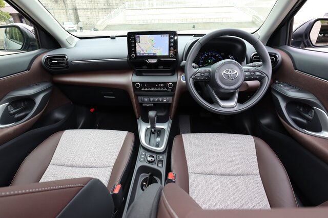 新型トヨタ ヤリスクロスのハイブリッドとガソリンに試乗|TOYOTA 新型トヨタ ヤリスクロスのハイブリッドとガソリンに試乗|TOYOTA