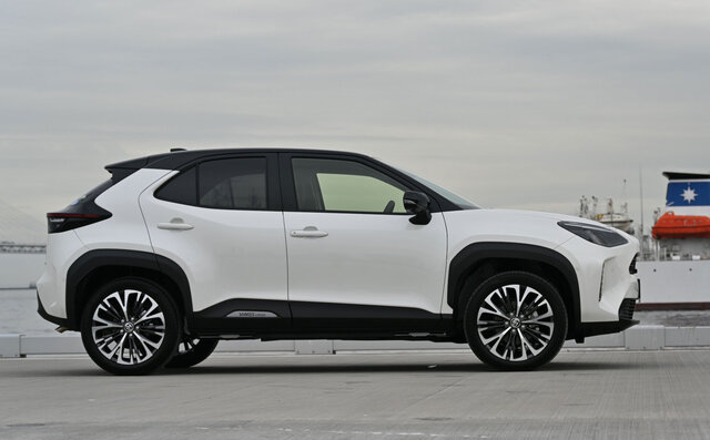 新型トヨタ ヤリスクロスのハイブリッドとガソリンに試乗|TOYOTA 新型トヨタ ヤリスクロスのハイブリッドとガソリンに試乗|TOYOTA