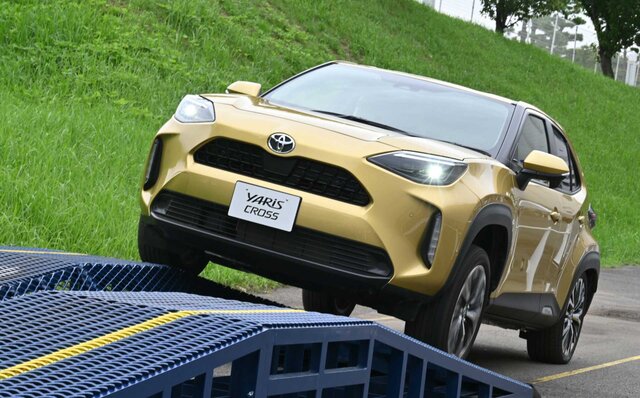 新型トヨタ ヤリスクロスのハイブリッドとガソリンに試乗|TOYOTA 新型トヨタ ヤリスクロスのハイブリッドとガソリンに試乗|TOYOTA