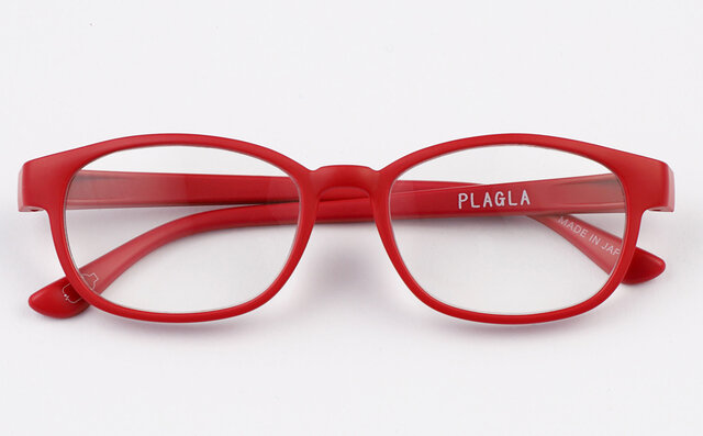 使用済みの500mlペットボトル約2本が、ひとつの眼鏡フレームに |PLAGLA 使用済みの500mlペットボトル約2本が、ひとつの眼鏡フレームに |PLAGLA