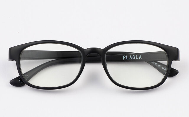 使用済みの500mlペットボトル約2本が、ひとつの眼鏡フレームに |PLAGLA 使用済みの500mlペットボトル約2本が、ひとつの眼鏡フレームに |PLAGLA