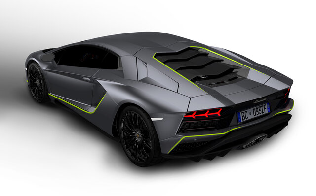 アヴェンタドールSの集大成となる限定モデルがデビュー｜Lamborghini