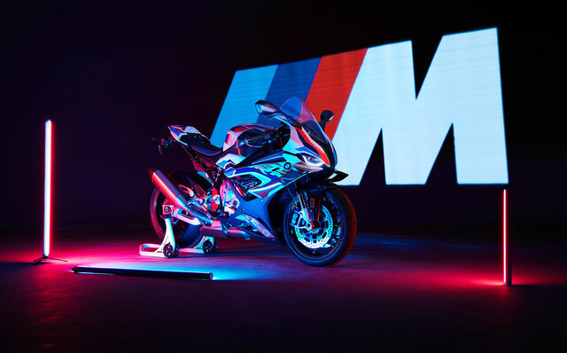 BMW、バイク初のMモデル「M 1000 RR」を発売|BMW BMW、バイク初のMモデル「M 1000 RR」を発売|BMW