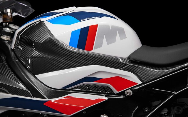 BMW、バイク初のMモデル「M 1000 RR」を発売|BMW BMW、バイク初のMモデル「M 1000 RR」を発売|BMW