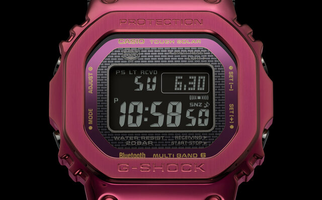 初代モデルを継承するフルメタルスクエアモデルに、新色“赤”が登場|G-SHOCK 初代モデルを継承するフルメタルスクエアモデルに、新色“赤”が登場|G-SHOCK