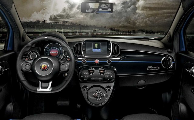 アバルトに世界で2000台、日本で60台限定のコラボレーションモデルが登場|Abarth アバルトに世界で2000台、日本で60台限定のコラボレーションモデルが登場|Abarth