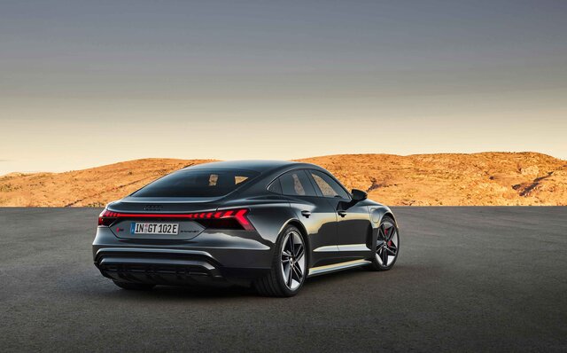 アウディが高性能な電動4ドアグランツーリスモの「e-tron GT」を発表|Audi アウディが高性能な電動4ドアグランツーリスモの「e-tron GT」を発表|Audi