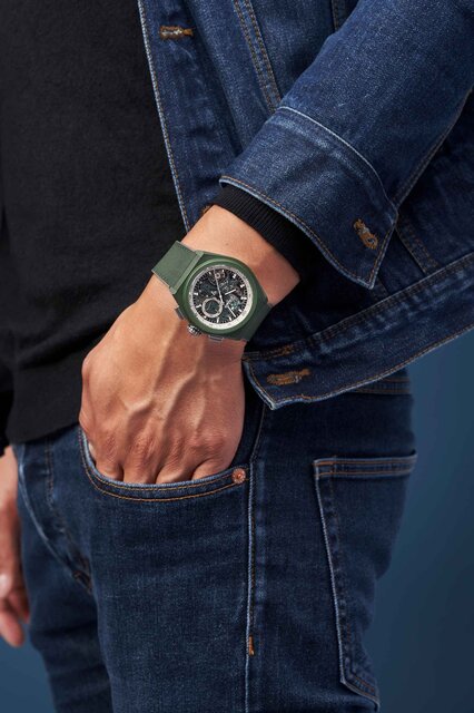 都会的なデザインにカーキグリーンを合わせた新作「デファイ エル・プリメロ21 アーバン ジャングル」｜ZENITH