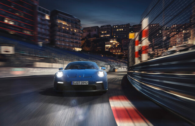 ニュル7分切りを記録──ポルシェ、レーステクノロジー満載の新型「911 GT3」発表｜Porsche