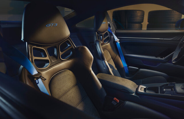 ニュル7分切りを記録──ポルシェ、レーステクノロジー満載の新型「911 GT3」発表｜Porsche