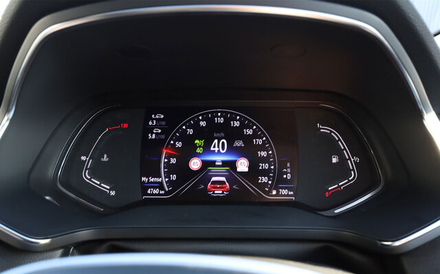 ルノー・日産・三菱のアライアンスでどう変わった? ルノーの新型キャプチャーに試乗|Renault ルノー・日産・三菱のアライアンスでどう変わった? ルノーの新型キャプチャーに試乗|Renault