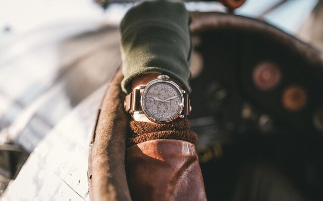 ヴィンテージ航空機のデザインにインスピレーションを得た「パイロット タイプ20 クロノグラフ シルバー」｜ZENITH