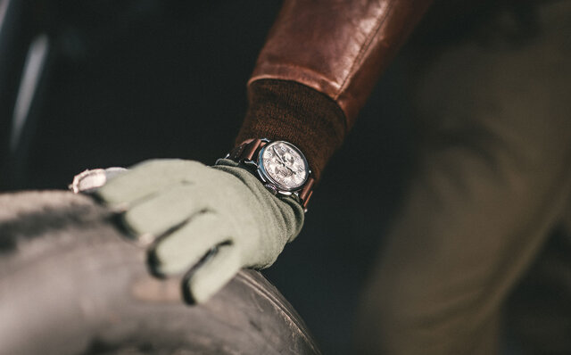 ヴィンテージ航空機のデザインにインスピレーションを得た「パイロット タイプ20 クロノグラフ シルバー」｜ZENITH