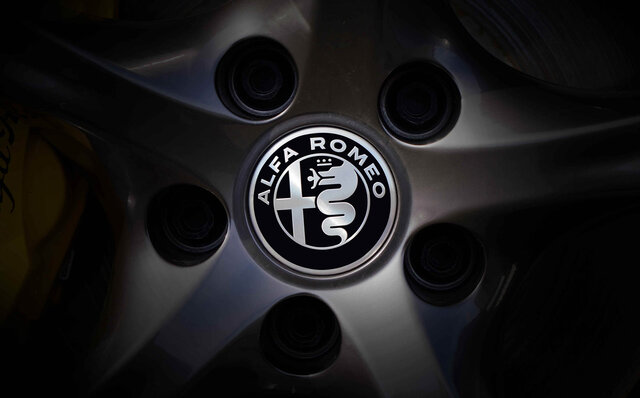 ヴィスコンティ家から着想を得たエレガントなグリーンを纏う、アルファロメオ ジュリアの限定車が登場｜Alfa Romeo