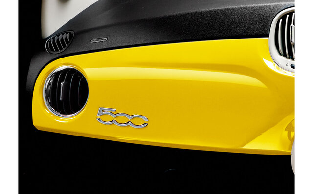 フィアット500に、ミモザをモチーフにした特別色のイエローを採用した日本向け限定車「ミモザ2」登場｜Fiat