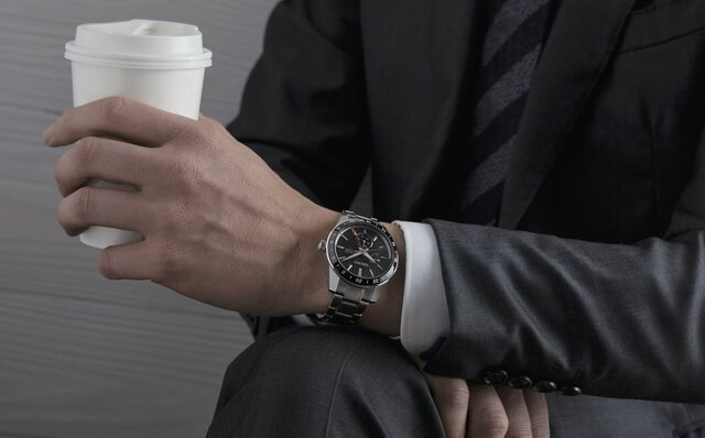 ＜セイコー プレサージュ＞の「Sharp Edged Series」にGMT搭載モデル4機種が登場｜SEIKO