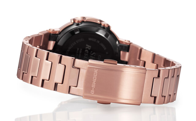 メタルインゴットをイメージしたローズゴールドカラーの新作｜G-SHOCK