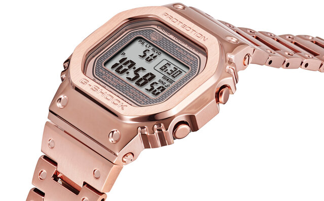 メタルインゴットをイメージしたローズゴールドカラーの新作｜G-SHOCK