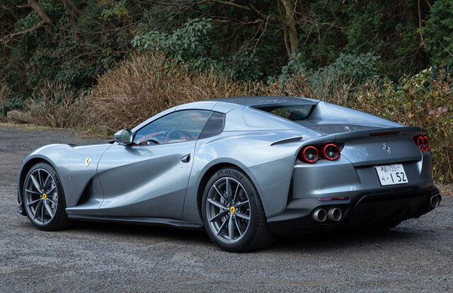 精密な12気筒の魅力を味わいたいという人に──フェラーリ812GTSに試乗｜Ferrari