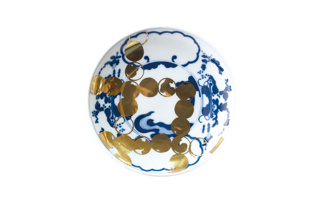 有田地方の絵付けを現代的解釈で。不完全という名の豆皿コレクション|amabro  有田地方の絵付けを現代的解釈で。不完全という名の豆皿コレクション|amabro