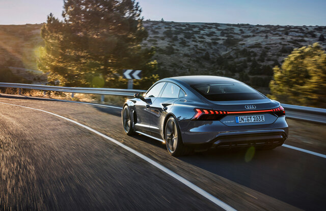 アウディ e-tron GTがジャパンプレミア|Audi アウディ e-tron GTがジャパンプレミア|Audi