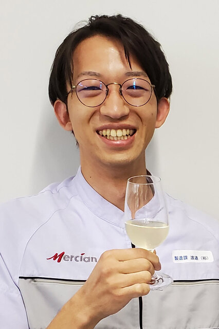 若手醸造家が手掛けた新感覚クラフトスパークリングワイン第二弾「メーカーズレシピ スパークリング ウィズ ピール」|Mercian 若手醸造家が手掛けた新感覚クラフトスパークリングワイン第二弾「メーカーズレシピ スパークリング ウィズ ピール」|Mercian