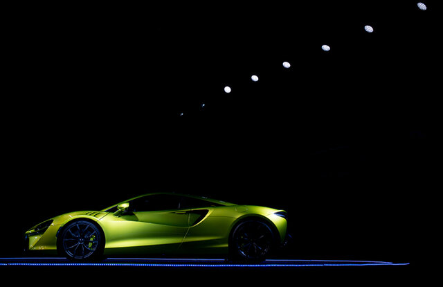 マクラーレン、新型ハイブリッドのアルトゥーラをジャパンプレミア｜McLaren