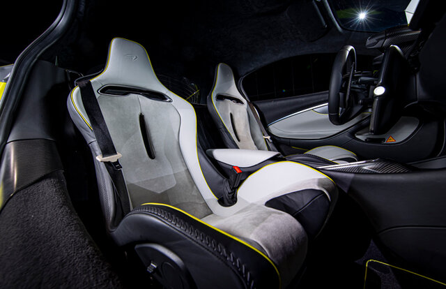 マクラーレン、新型ハイブリッドのアルトゥーラをジャパンプレミア｜McLaren