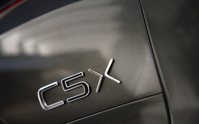 シトロエン、フラッグシップモデルのC5 Xをワールドプレミア｜Citroën