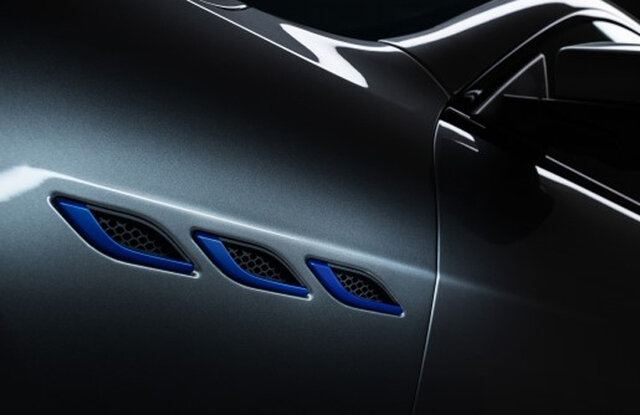 日本初上陸するギブリ ハイブリッドなどマセラティ2021年モデルの価格を発表｜Maserati