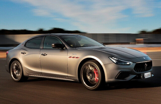 日本初上陸するギブリ ハイブリッドなどマセラティ2021年モデルの価格を発表｜Maserati