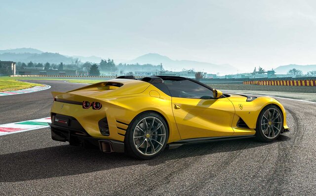 フェラーリ、最新リミテッドエディション･スペシャルシリーズ「812コンペテツィオーネ」「812コンペテツィオーネA」を発表｜Ferrari